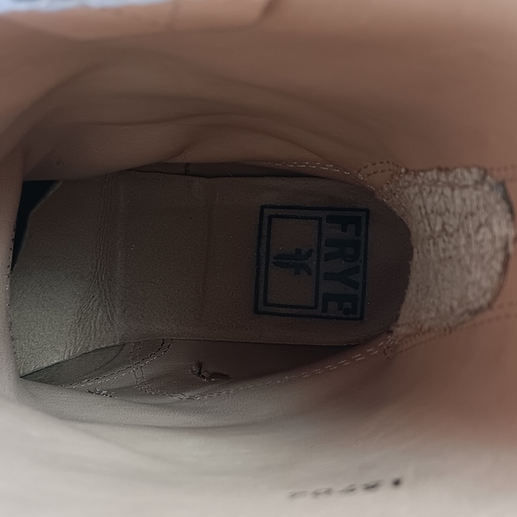 FRYE Veronica Shortie WHT white size 7m - Picture 8 of 10